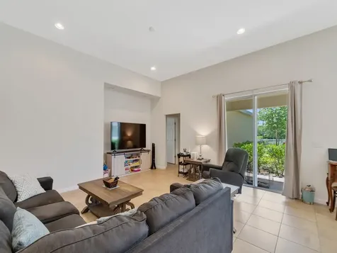 1460 Caddy Court Vero Beach FL 32966