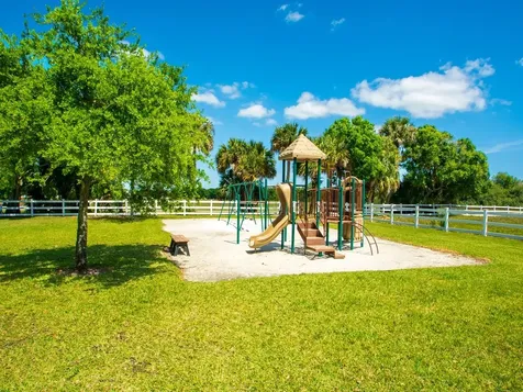 1460 Caddy Court Vero Beach FL 32966
