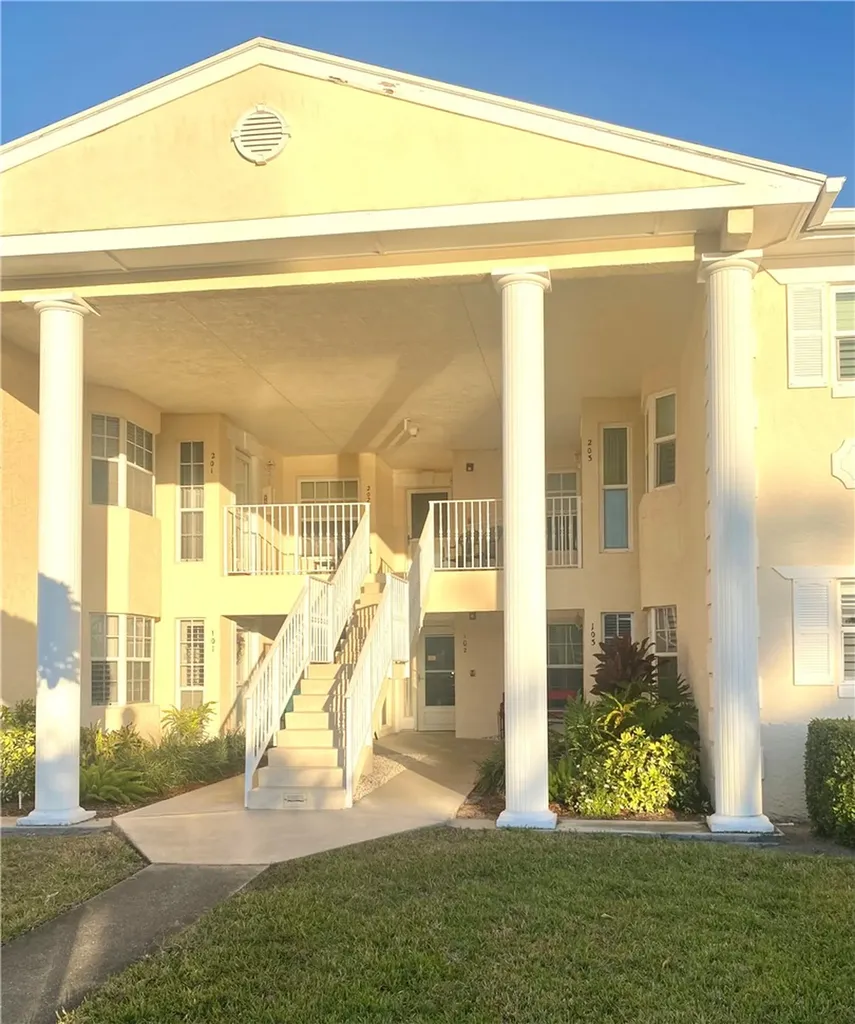 740 Lake Orchid Circle Vero Beach FL 32962