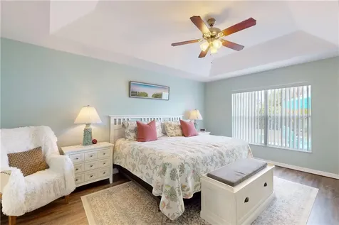 591 High Hawk Circle Vero Beach FL 32962
