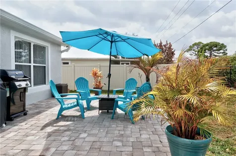 591 High Hawk Circle Vero Beach FL 32962