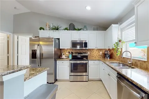 591 High Hawk Circle Vero Beach FL 32962