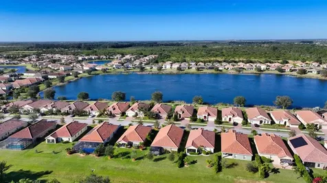 1728 Berkshire Circle SW Vero Beach FL 32968