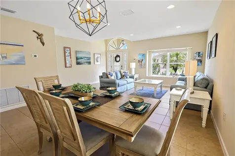 1728 Berkshire Circle SW Vero Beach FL 32968