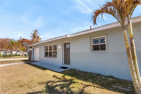 250 Harbour Drive E Indian Harbour Beach FL 32937