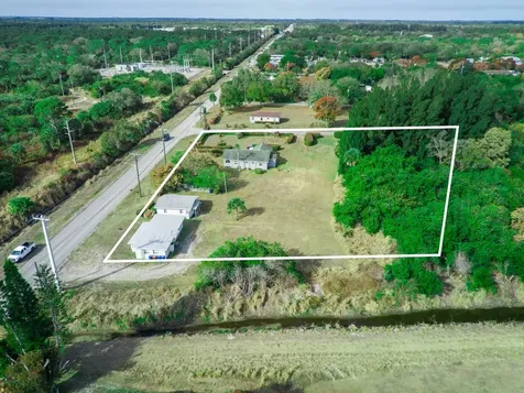 2840 41st Street Vero Beach FL 32967