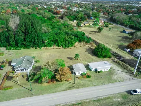 2840 41st Street Vero Beach FL 32967