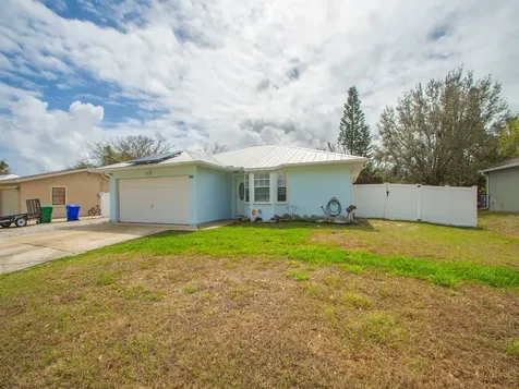 841 Tarpon Avenue Sebastian FL 32958
