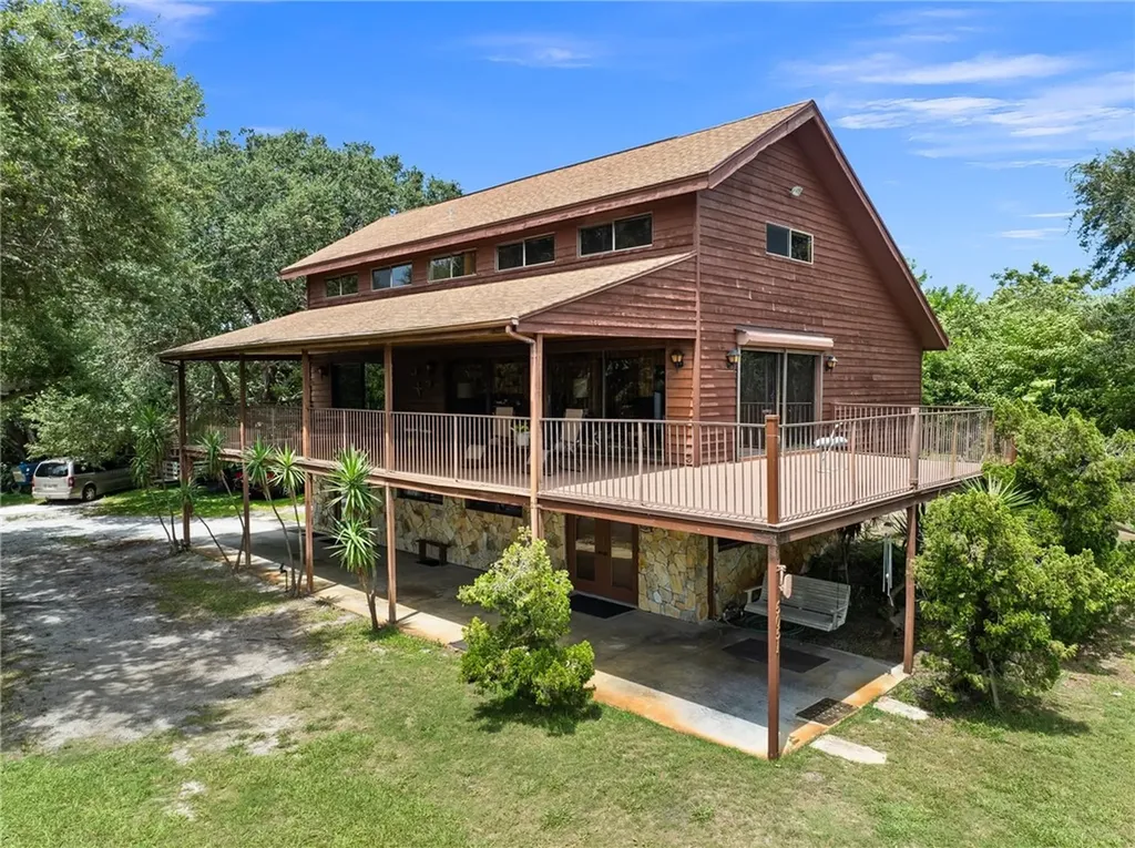 5051 Tozour Road Fort Pierce FL 34946
