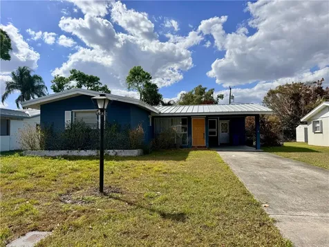 1735 32nd Avenue Vero Beach FL 32960