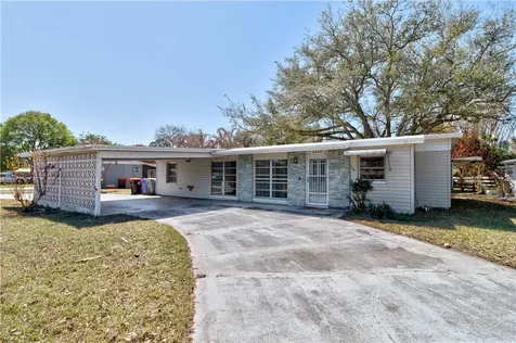 2233 2nd Street SW Vero Beach FL 32962