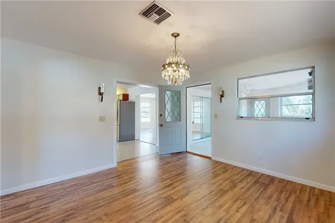 2233 2nd Street SW Vero Beach FL 32962
