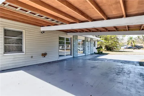 2233 2nd Street SW Vero Beach FL 32962