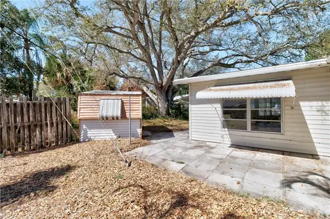 2233 2nd Street SW Vero Beach FL 32962