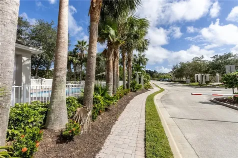 2108 Timberlake Circle Vero Beach FL 32966