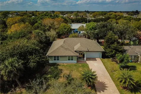 922 Clearmont Street Sebastian FL 32958