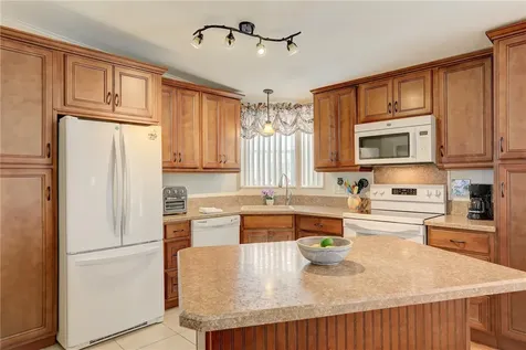 7698 Fox Hunter Circle Micco FL 32976