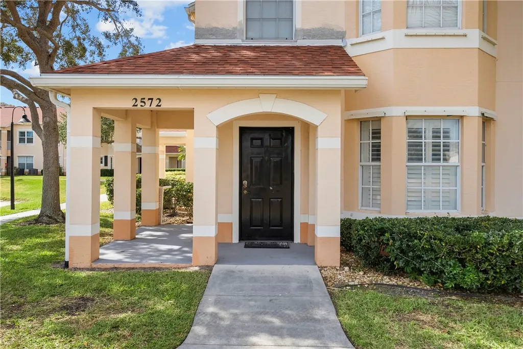 2572 57th Circle Vero Beach FL 32966