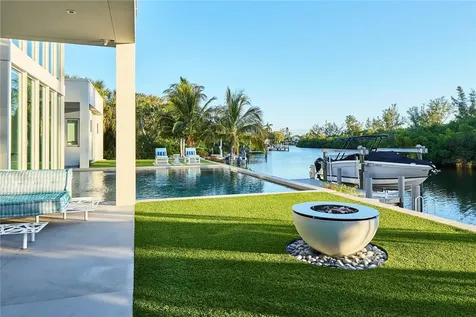 4561 Pebble Bay S Vero Beach FL 32963