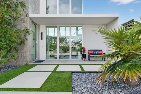 4561 Pebble Bay S Vero Beach FL 32963