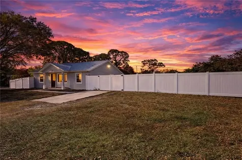 1495 SW 18th Avenue SW Vero Beach FL 32962