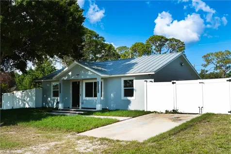 1495 SW 18th Avenue SW Vero Beach FL 32962