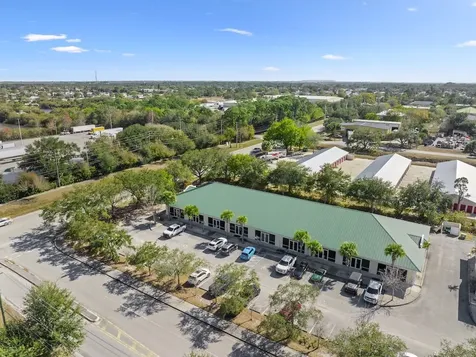 9015 Americana Road Vero Beach FL 32966