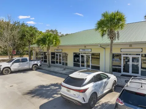 9015 Americana Road Vero Beach FL 32966