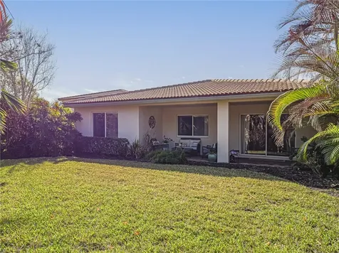 4528 56th Lane Vero Beach FL 32967