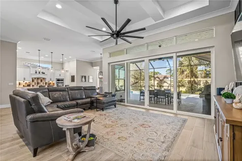 5733 Bent Pine Square Vero Beach FL 32967