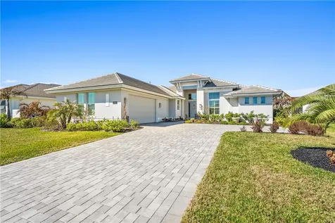 5733 Bent Pine Square Vero Beach FL 32967