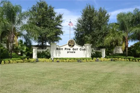 5733 Bent Pine Square Vero Beach FL 32967