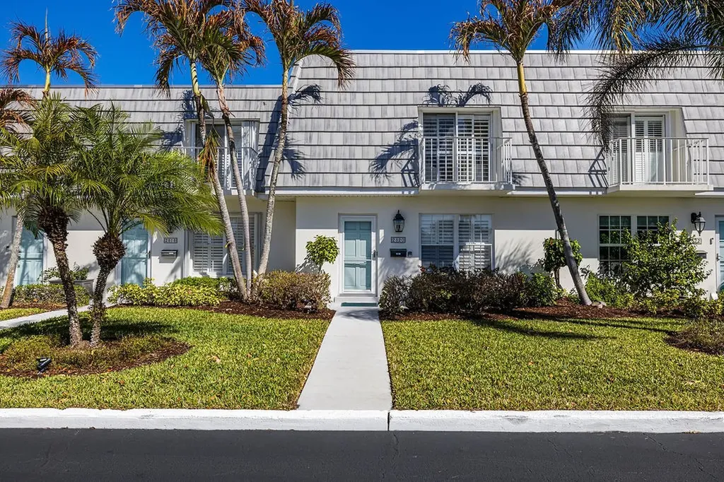 2820 Cardinal Drive Vero Beach FL 32963