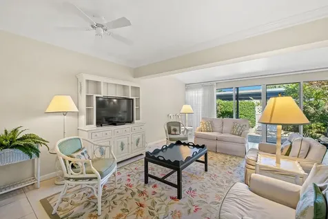 2820 Cardinal Drive Vero Beach FL 32963