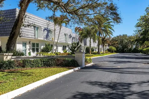 2820 Cardinal Drive Vero Beach FL 32963