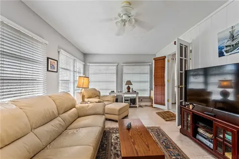 21 Forest Park Drive Vero Beach FL 32962