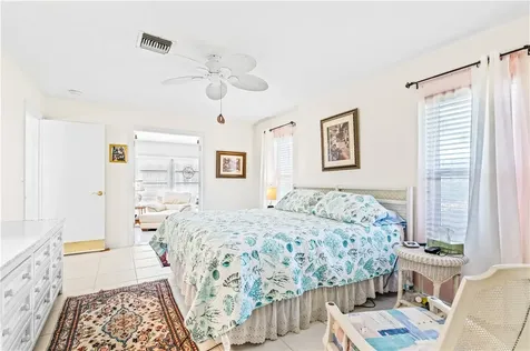 21 Forest Park Drive Vero Beach FL 32962