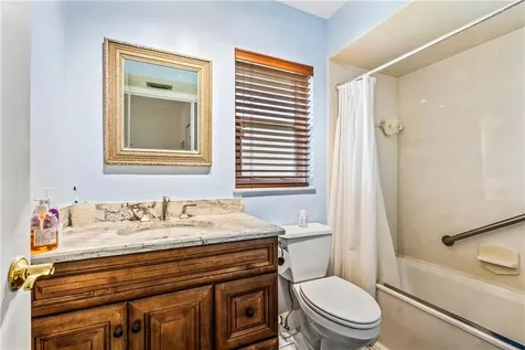 21 Forest Park Drive Vero Beach FL 32962