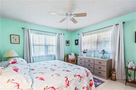 21 Forest Park Drive Vero Beach FL 32962