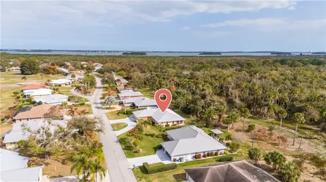21 Forest Park Drive Vero Beach FL 32962