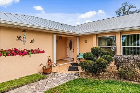 21 Forest Park Drive Vero Beach FL 32962