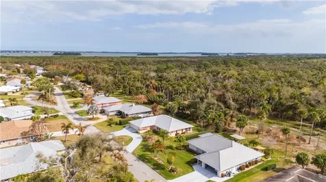 21 Forest Park Drive Vero Beach FL 32962
