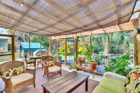 2746 1st Street Vero Beach FL 32968