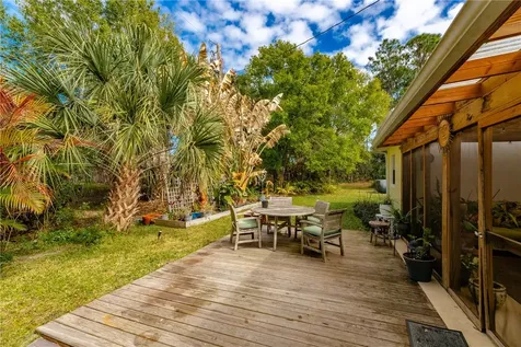 2746 1st Street Vero Beach FL 32968