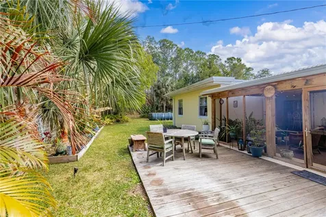 2746 1st Street Vero Beach FL 32968