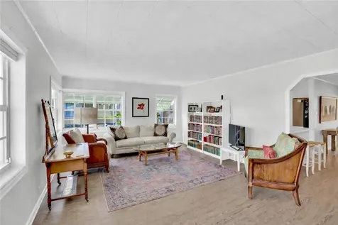 2746 1st Street Vero Beach FL 32968