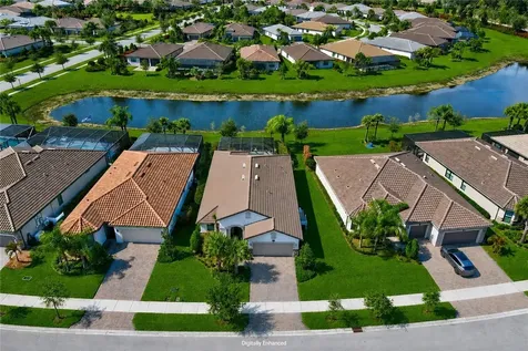 5021 Monroe Circle Vero Beach FL 32967