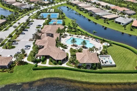 5021 Monroe Circle Vero Beach FL 32967