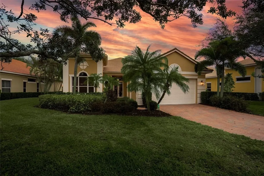 1274 River Reach Drive Vero Beach FL 32967