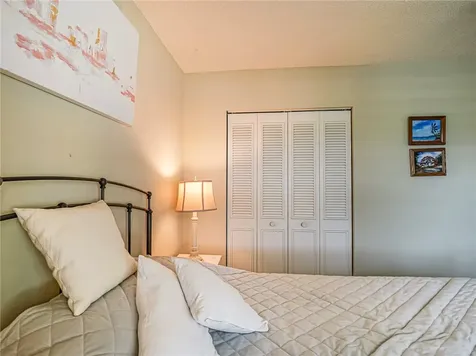 106 Spring Lake Court Vero Beach FL 32962